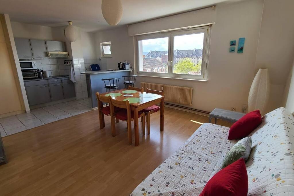 Residence Lorient Centre Ville De Кольмар Экстерьер фото